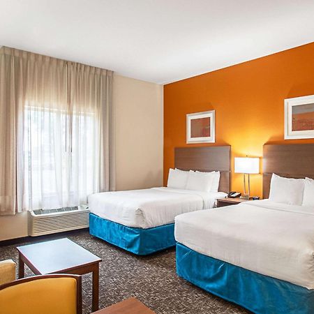 เมนสเตย์ สวีท เอ็กซ์เท็นด์ สเตย์ โฮเต็ล เมดิสัน อีสต์ Hotel ภายนอก รูปภาพ