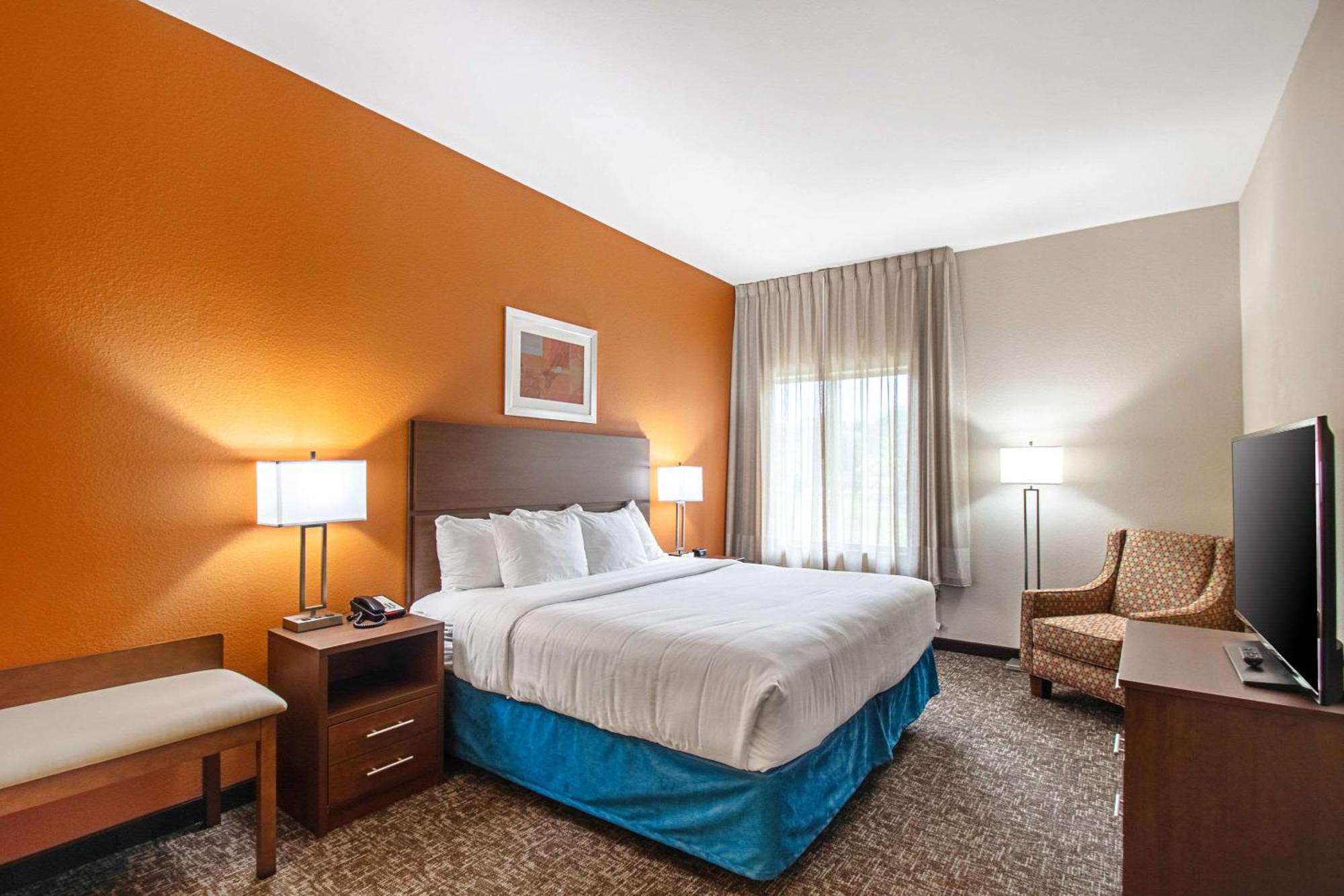 เมนสเตย์ สวีท เอ็กซ์เท็นด์ สเตย์ โฮเต็ล เมดิสัน อีสต์ Hotel ภายนอก รูปภาพ