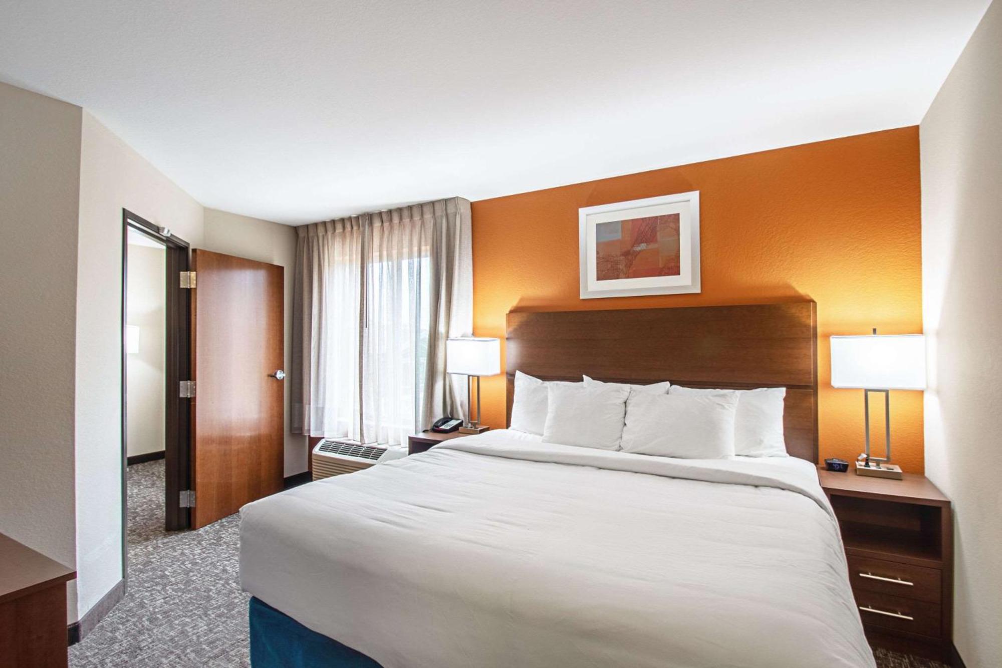 เมนสเตย์ สวีท เอ็กซ์เท็นด์ สเตย์ โฮเต็ล เมดิสัน อีสต์ Hotel ภายนอก รูปภาพ