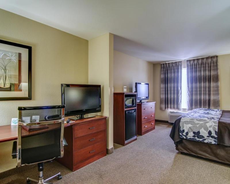 เมนสเตย์ สวีท เอ็กซ์เท็นด์ สเตย์ โฮเต็ล เมดิสัน อีสต์ Hotel ภายนอก รูปภาพ