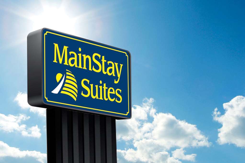 เมนสเตย์ สวีท เอ็กซ์เท็นด์ สเตย์ โฮเต็ล เมดิสัน อีสต์ Hotel ภายนอก รูปภาพ