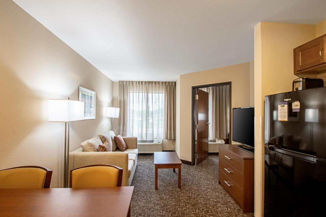 เมนสเตย์ สวีท เอ็กซ์เท็นด์ สเตย์ โฮเต็ล เมดิสัน อีสต์ Hotel ภายนอก รูปภาพ