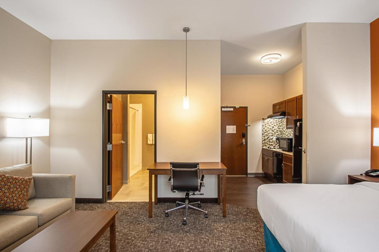 เมนสเตย์ สวีท เอ็กซ์เท็นด์ สเตย์ โฮเต็ล เมดิสัน อีสต์ Hotel ภายนอก รูปภาพ